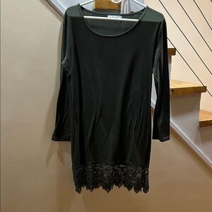 Chic Long Sleeve Dress with Lace Trim